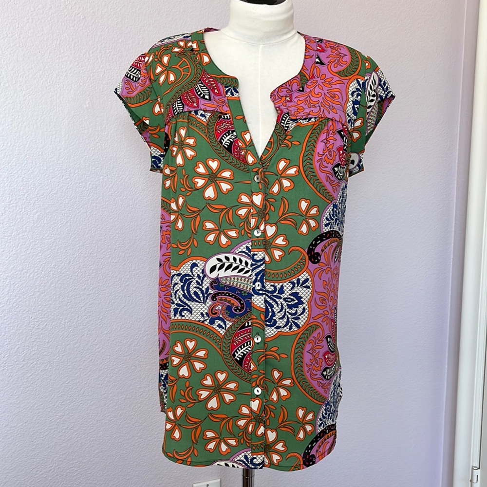 DANIEL RAINN - Beautiful Cap-Sleeves Blous